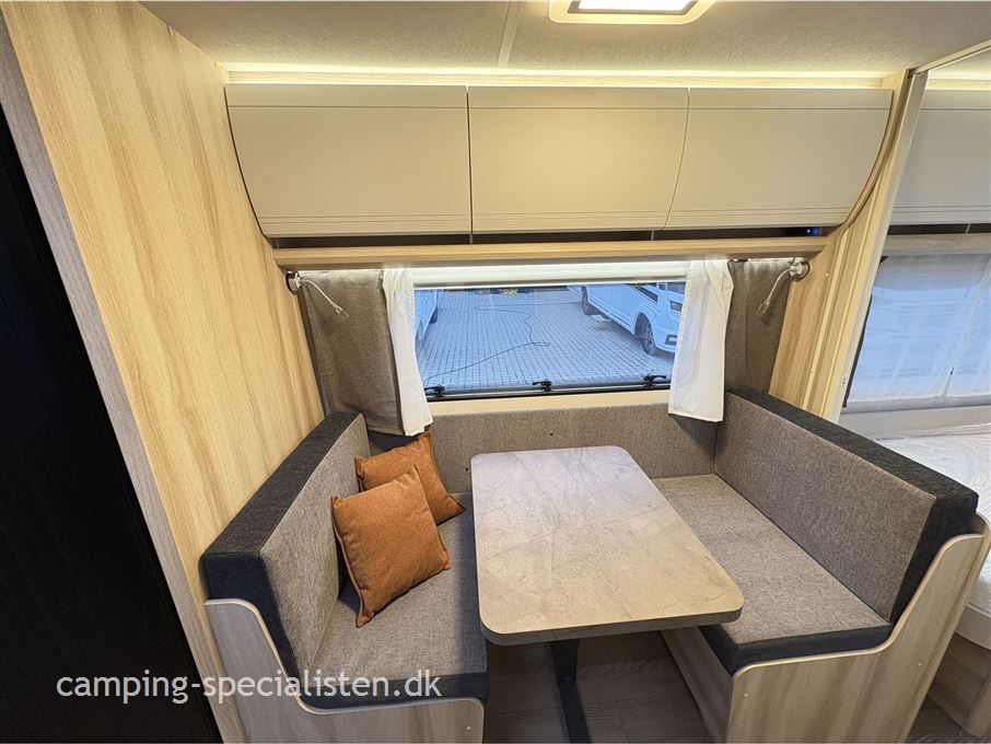 Hobby De Luxe 460 SL